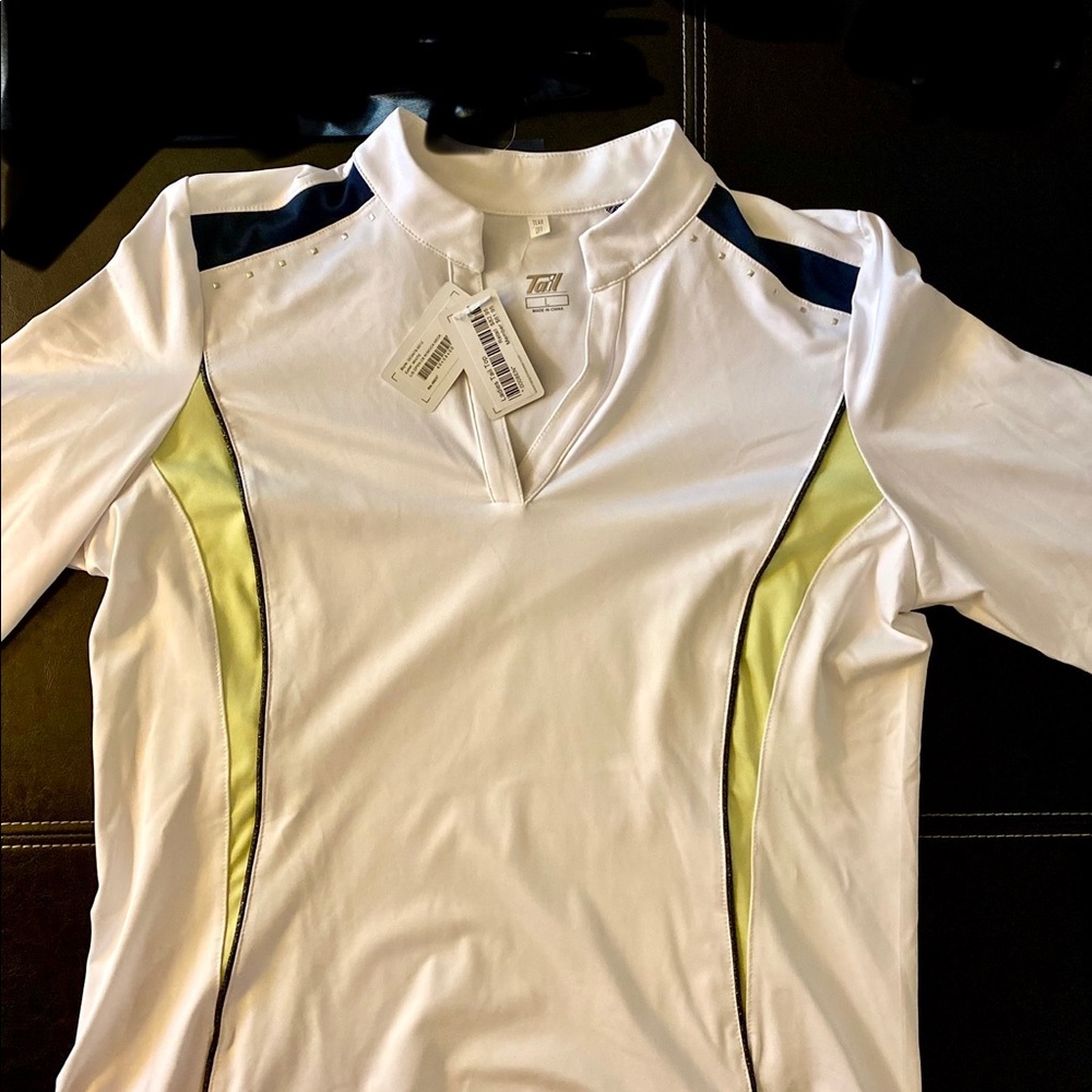 Womens pullover made by Tail